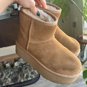 Mini Platform Uggs